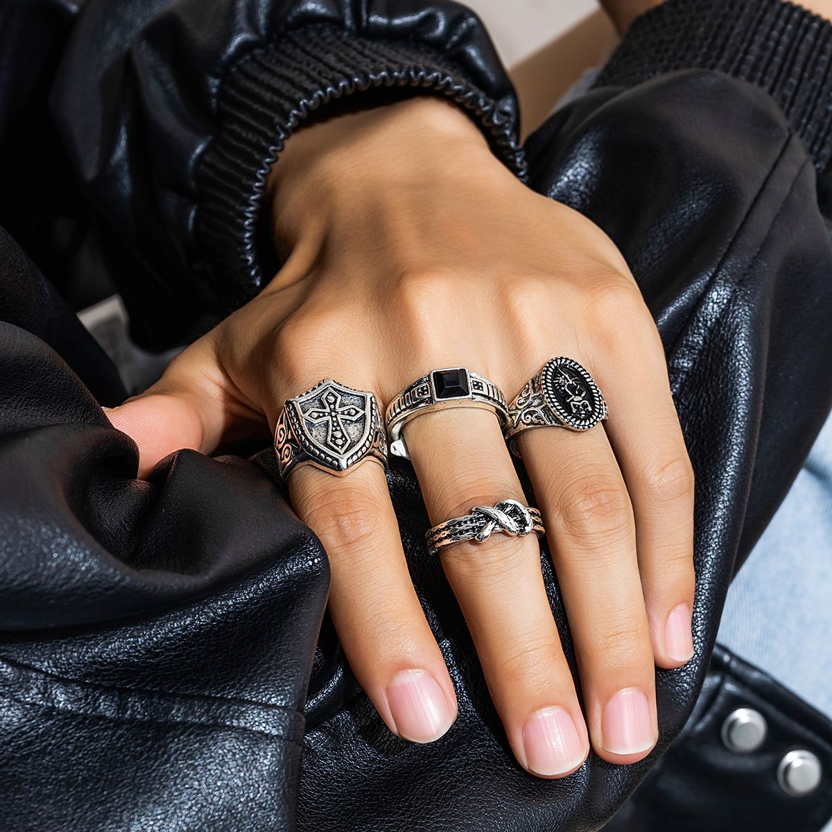 4pcs/set Hip-hop Cross Advanced Fashion Personalized Closed Mouth Men Rings