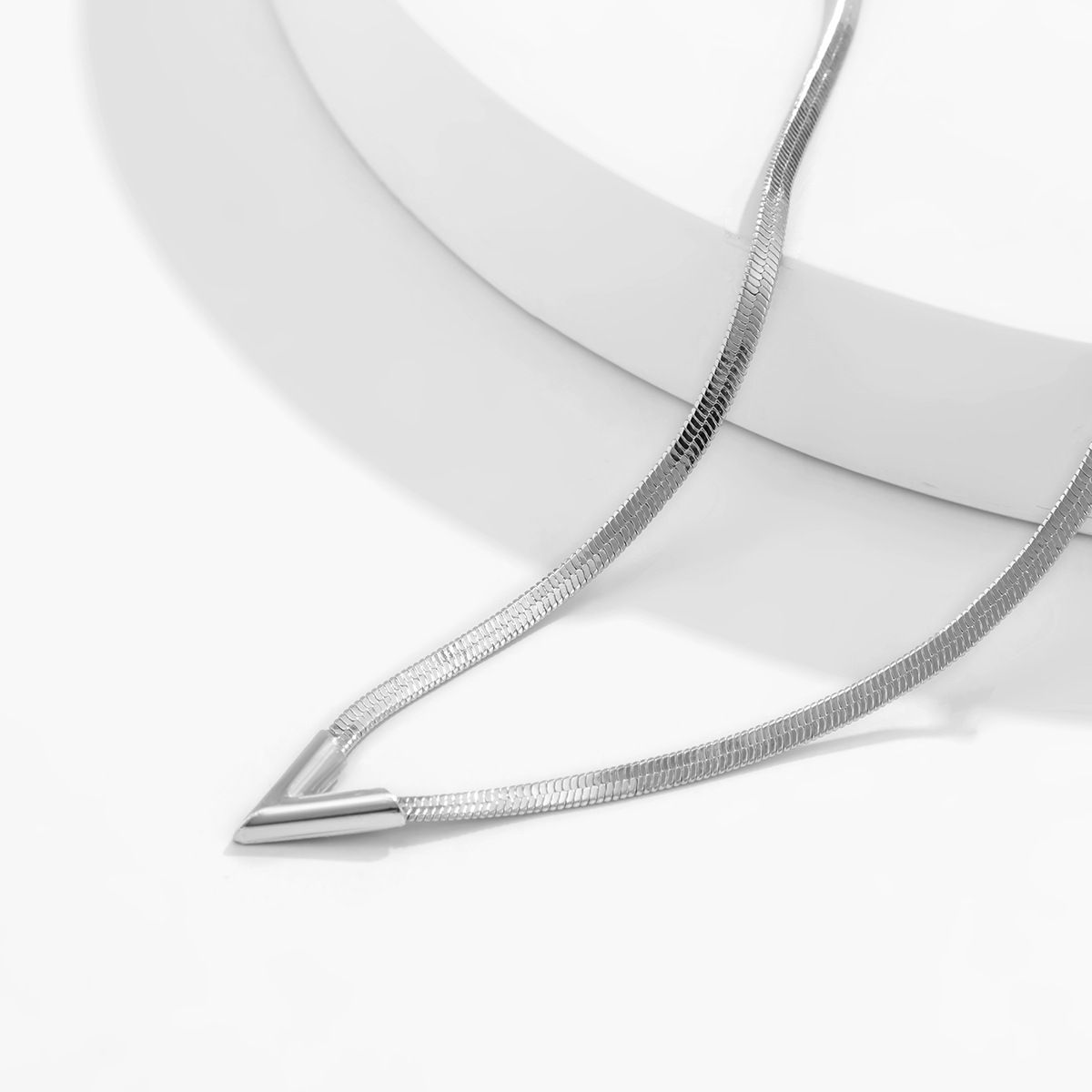 Personalized Minimalist Creative V-shaped Copper Flat Snake Chain Necklace Trendy Blade Clavicle Chains