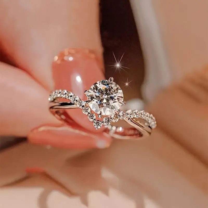 2Pcs Adjustable zircon-studded couple's rings suitable for everyday wear or special occasions perfect as a Valentine's Day gift