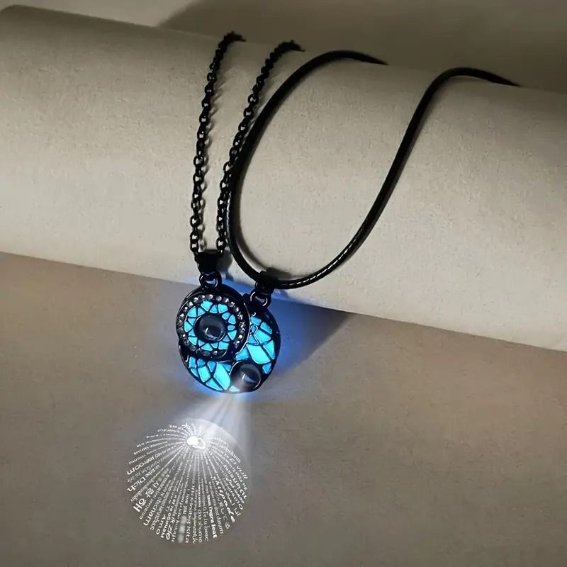 2pcs/set of luminous Sun-moon projection couple necklace 100 languages Say I love you ladies fashion gift jewelry