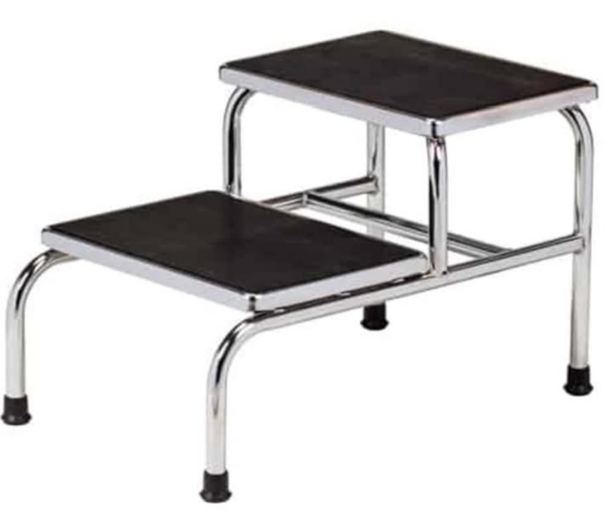 HOSPITAL STEP STOOL