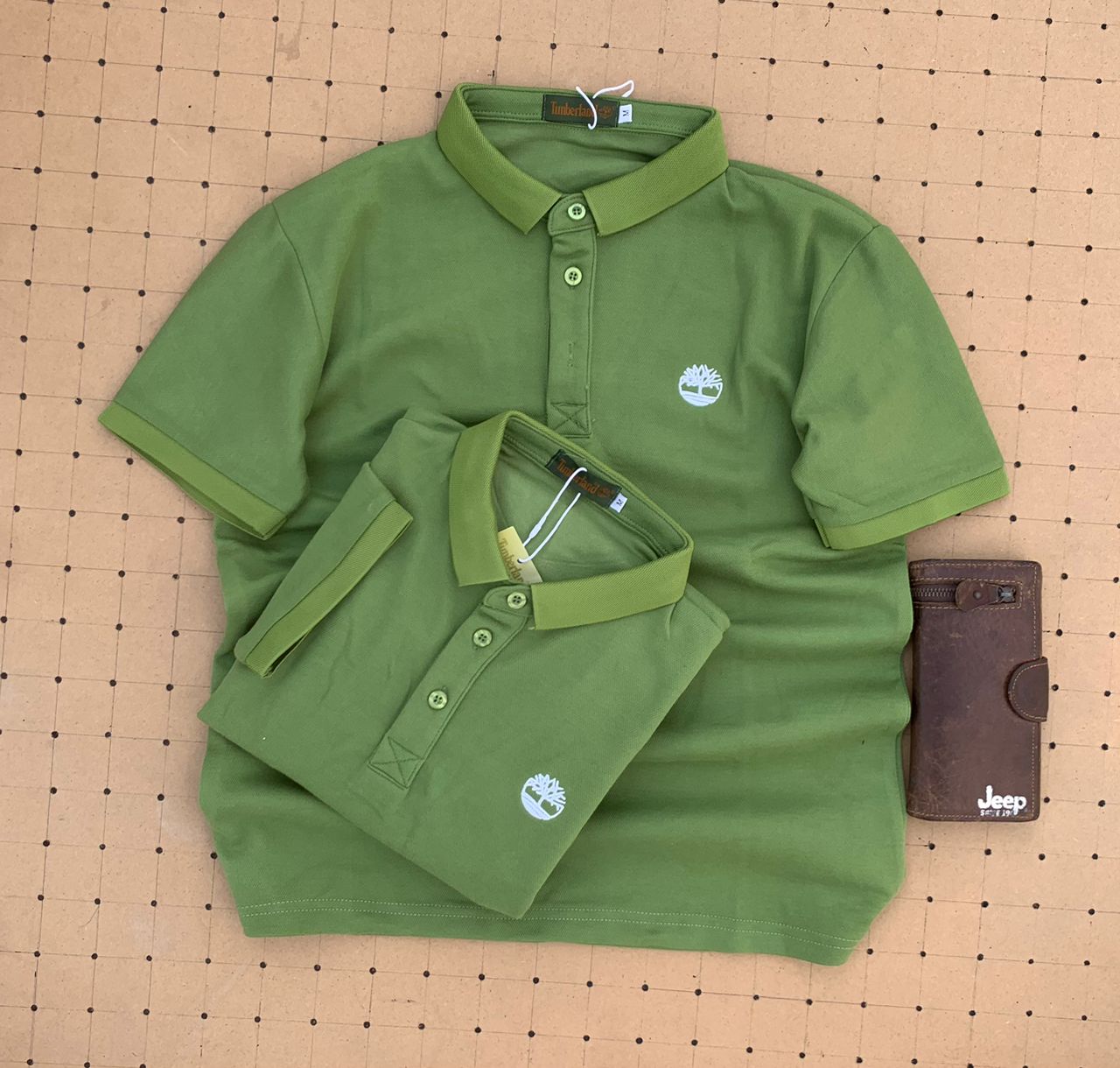 Fashioable vintage Classic fashionable and timeless men polo shirts Men’s Polo Shirt Wetness Stylish and comfortable short-sleeve tennis golf shirts for summer.