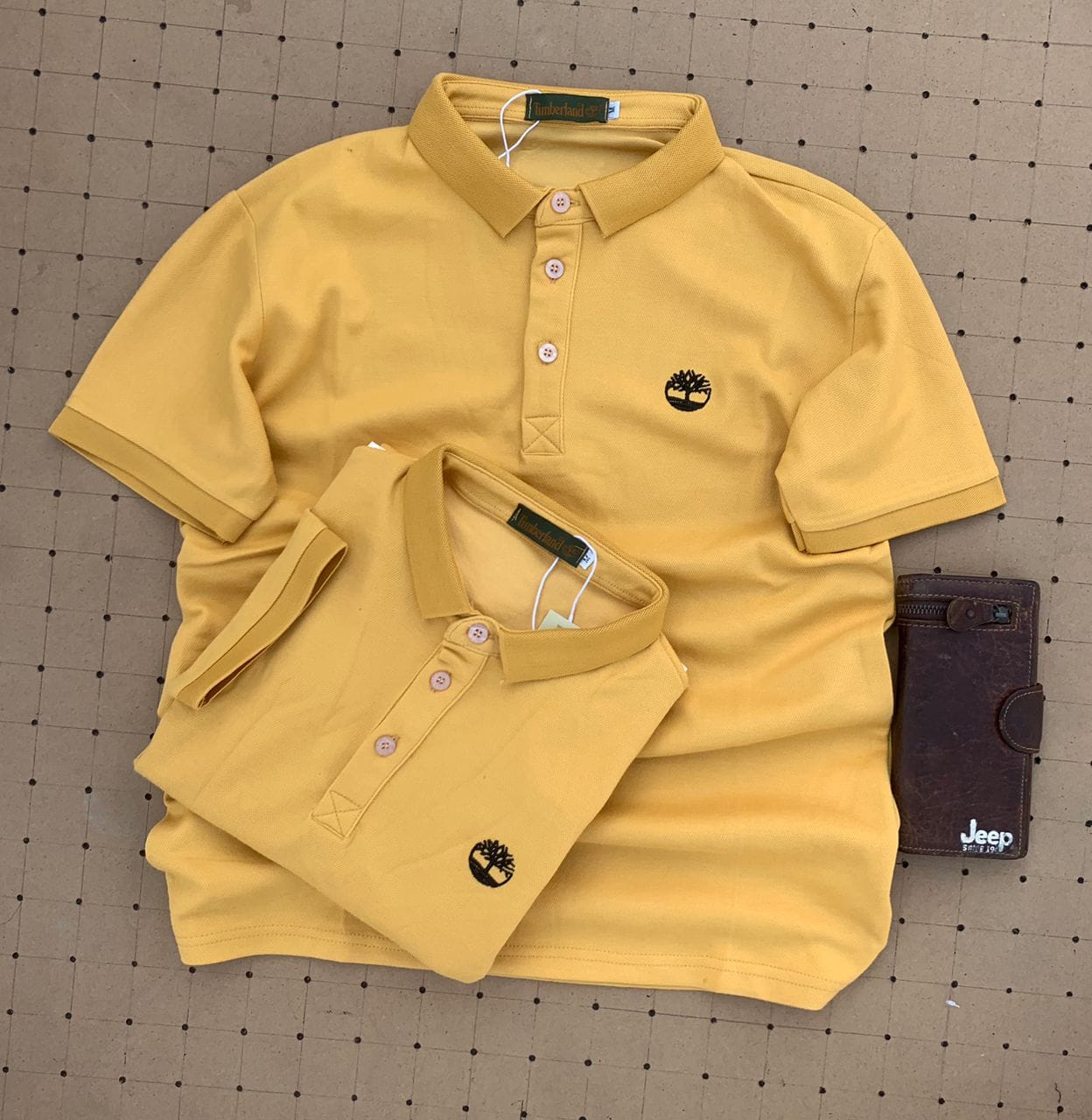 Fashioable vintage Classic fashionable and timeless men polo shirts Men’s Polo Shirt Wetness Stylish and comfortable short-sleeve tennis golf shirts for summer.