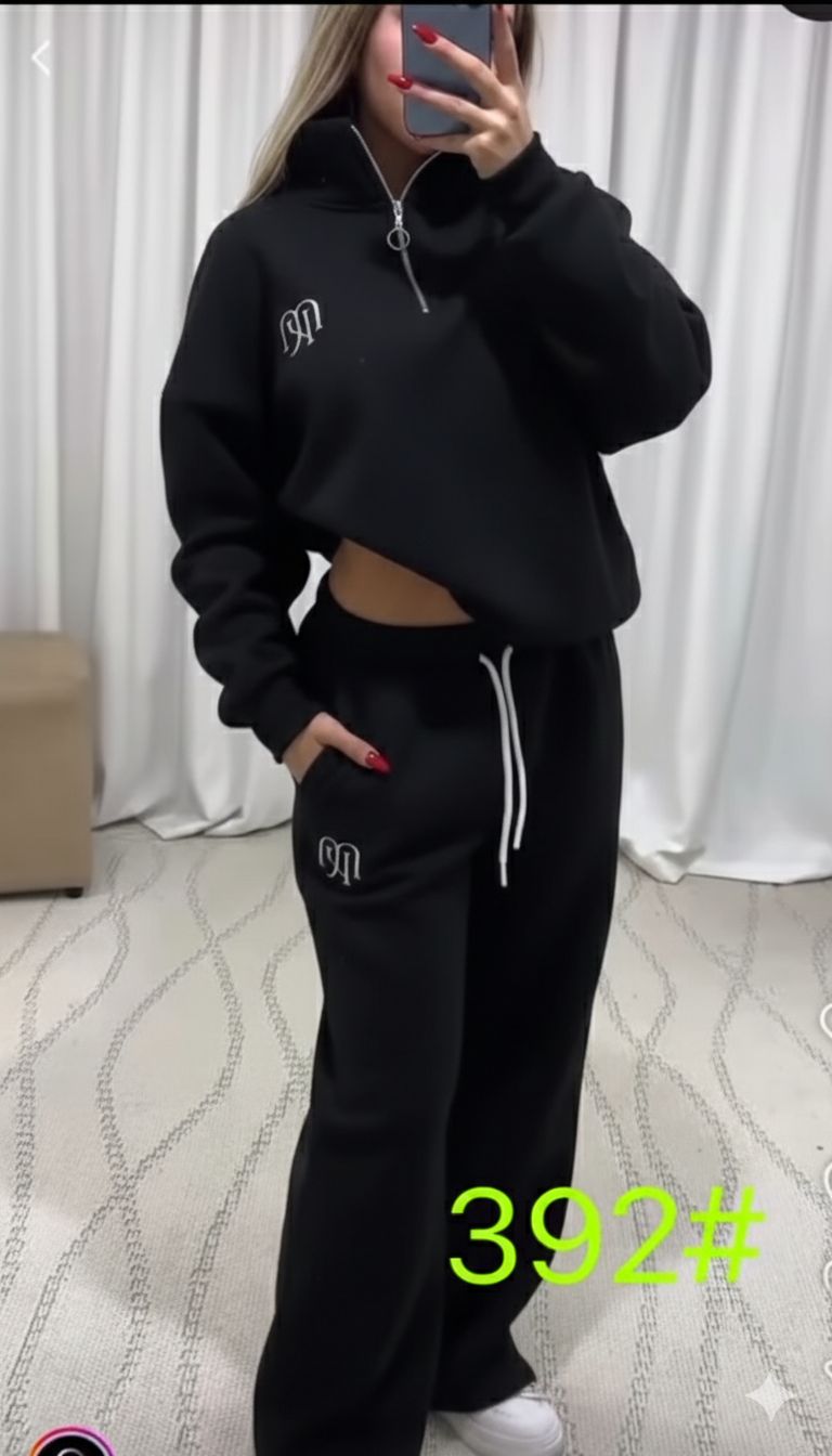 High quality and fashionable Women's Lounge Sets with Pockets, Long Sleeve 2024 Fall hooded Sweatshirt and Jogger Pants