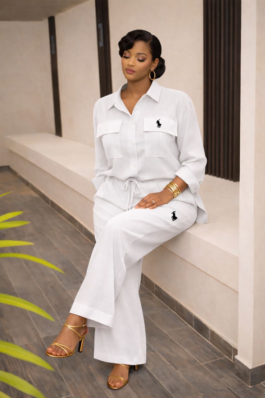 High quality and fashionable Women's Lounge Sets with Pockets, Long Sleeve 2024 Fall hooded Sweatshirt and Jogger Pants