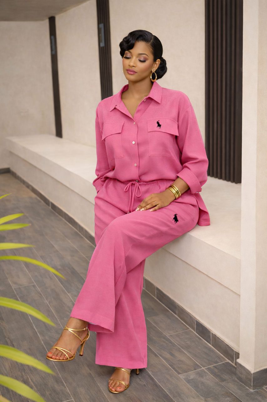 High quality and fashionable Women's Lounge Sets with Pockets, Long Sleeve 2024 Fall hooded Sweatshirt and Jogger Pants