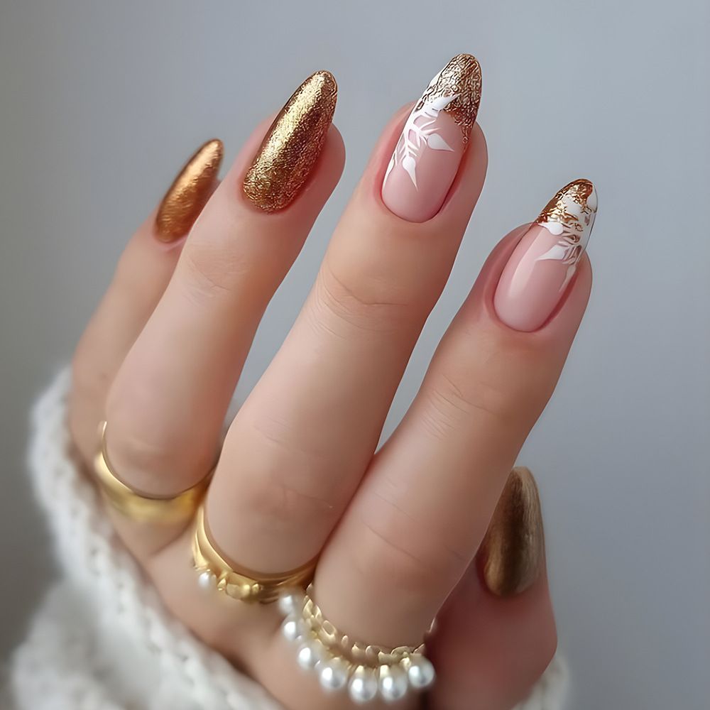 NEW 24pcs Christmas Fake Nails Reusable Stick On Nails Press on Full Cover False Nail Tips with Jelly Lengthy Stickers Makeup Accessories Gold Silver Snowflake Design view 7