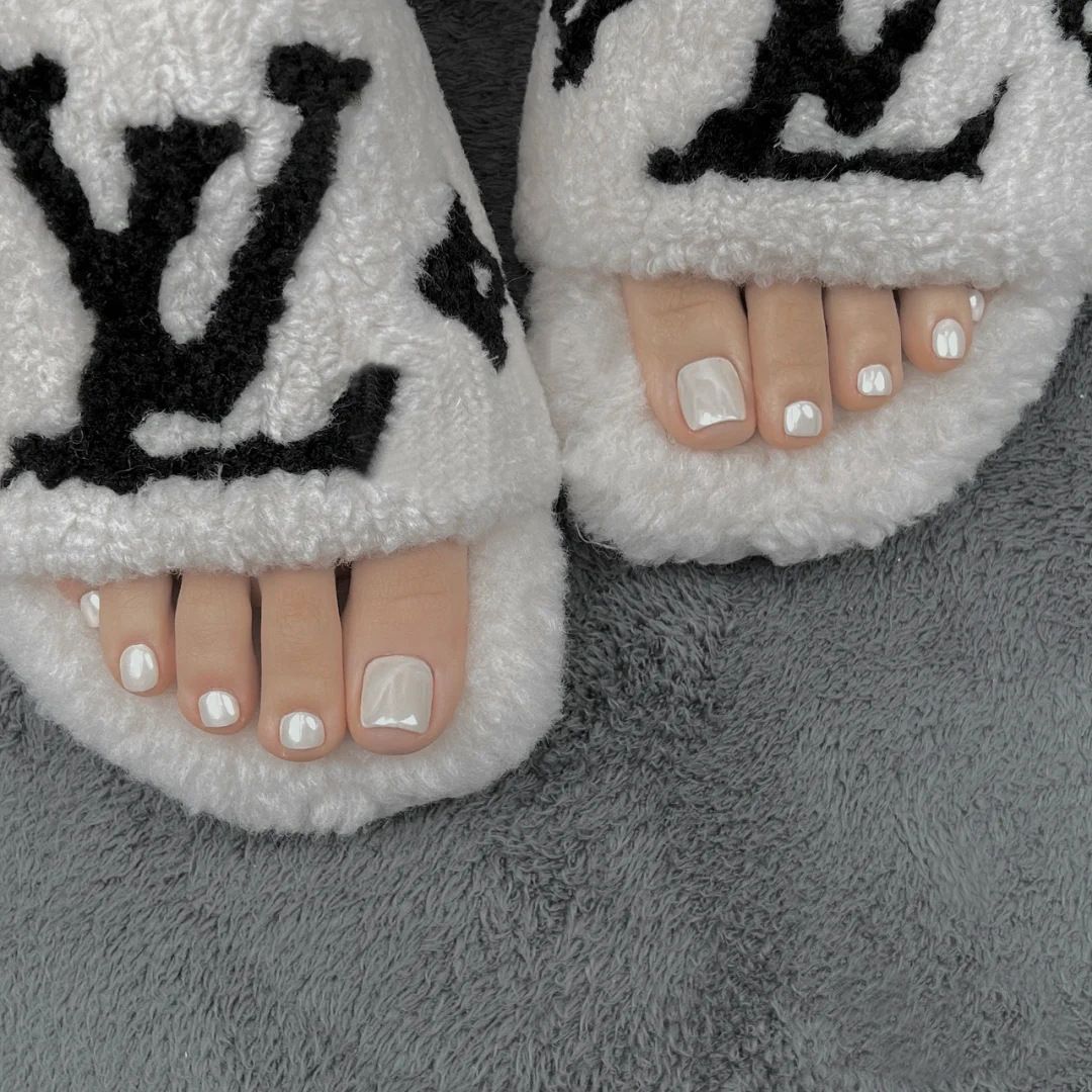24 pcs Toe Fake Nails Toenail Wearable Nail Stickers Detachable False Nail Tips With Jelly Stickers Nails Art