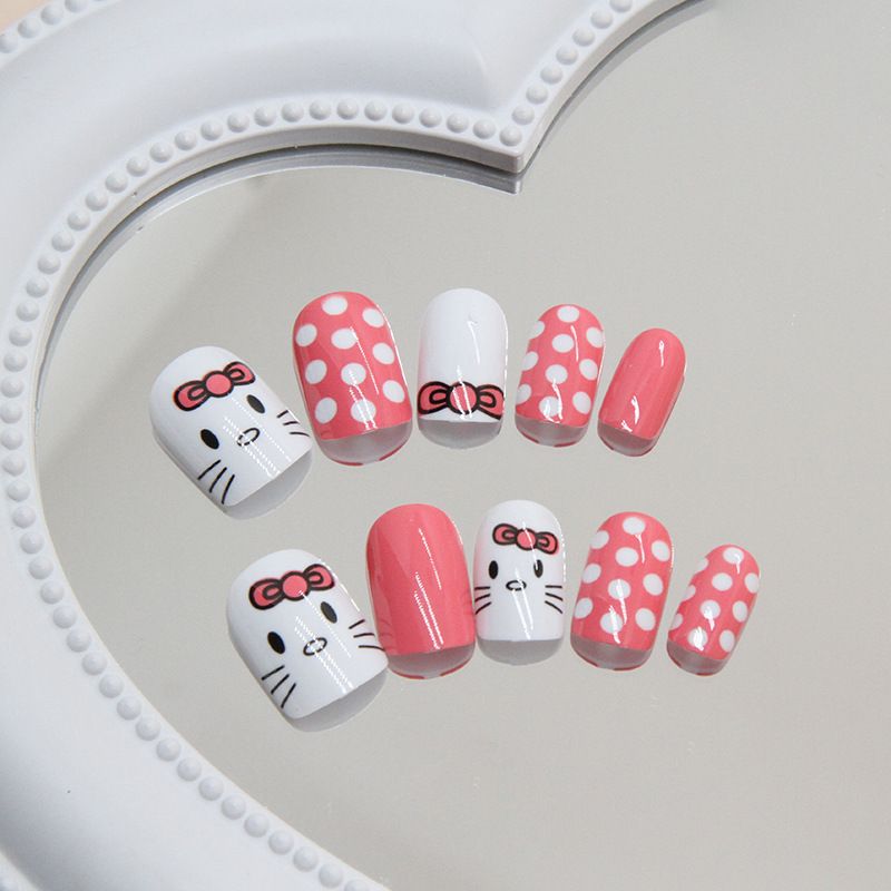 24pcs Kids Makeup Nails Artificial Nails Chips Manicure Wearable Nail Stickers Nail Art Chips Finished Press on Nail Smudging Design for Child