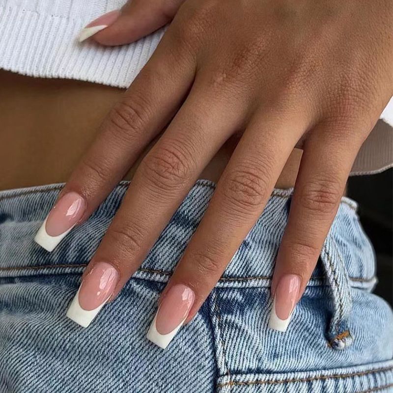 24pcs Wearable Fake Nails Reusable Stick On Nails Press on Full Cover False Nail Tips with Jelly Stickers Makeup Accessories French Manicure