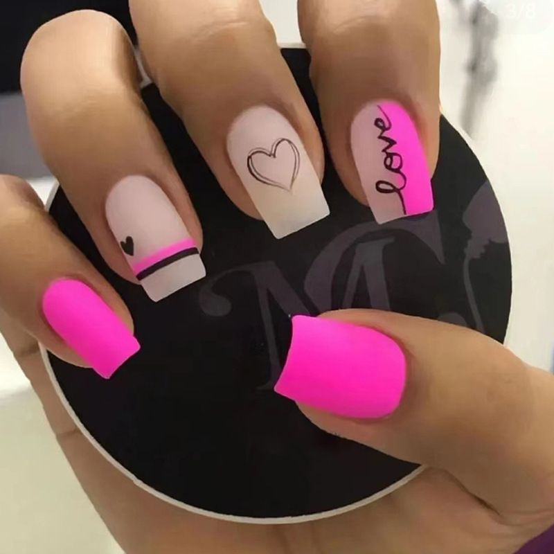 24pcs Wearable Fake Nails Reusable Stick On Nails Press on Full Cover False Nail Tips with Jelly Stickers Makeup Accessories