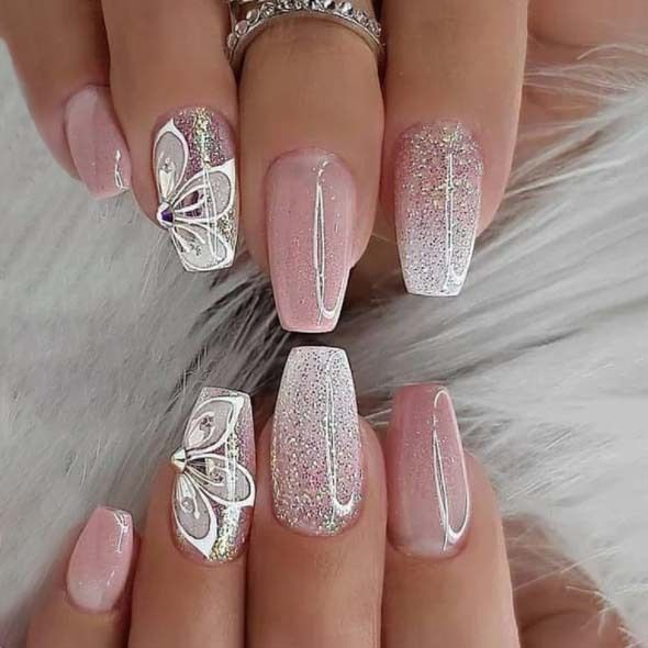 24pcs Shiny Fake Nails Reusable Stick On Nails Press on Full Cover False Nail Tips with Jelly Stickers Makeup Accessories Pink Color