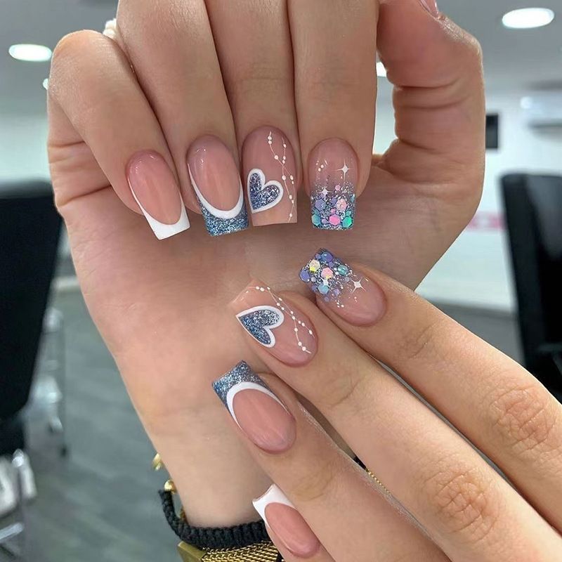 24pcs Wearable Shiny Fake Nails Reusable Stick On Nails Press on Full Cover Love Heart False Nail Tips with Jelly Stickers Makeup Accessories Blue view 2