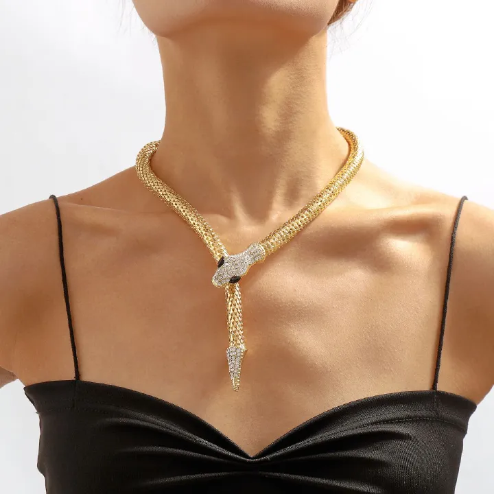 Luxy Snake Chain Necklace Golden Charm Hip Hop Fashion Jewelry Short Necklace For Woman Girl's Accessories Rhinestone
