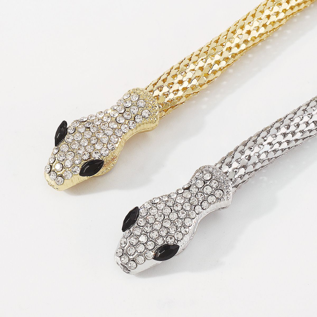 Luxy Snake Chain Necklace Golden Charm Hip Hop Fashion Jewelry Short Necklace For Woman Girl's Accessories Rhinestone