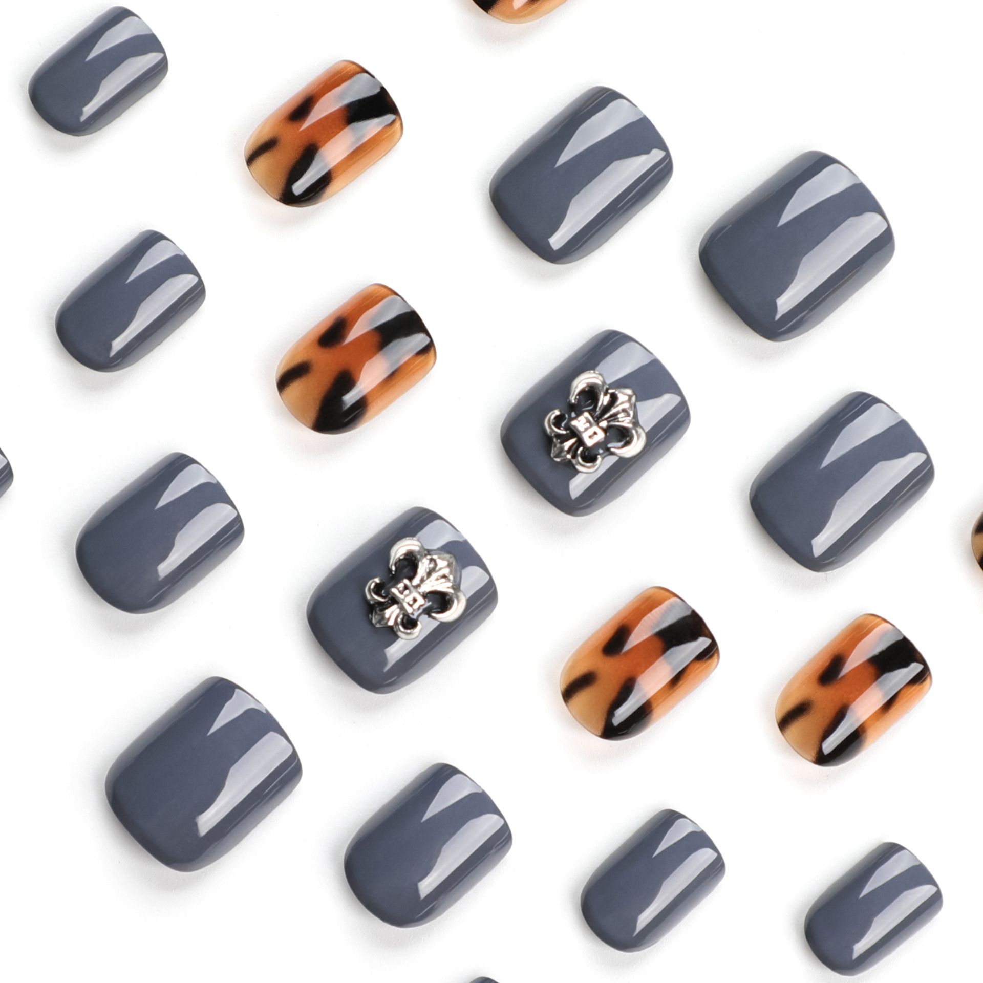 24pcs Leopard Print Wearable Fake Nails Reusable Stick On Nails Press on Full Cover False Nail Tips with Jelly Stickers Makeup Accessories view 6