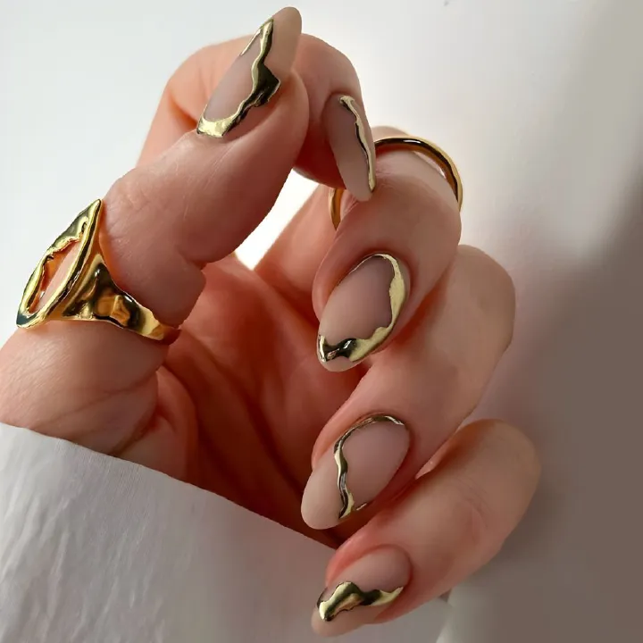 24pcs French Tip Almond Wearable Fake Nails Reusable Stick On Nails Press on Full Cover False Nail Tips with Jelly Stickers Makeup Accessories Metal Ripple  Design