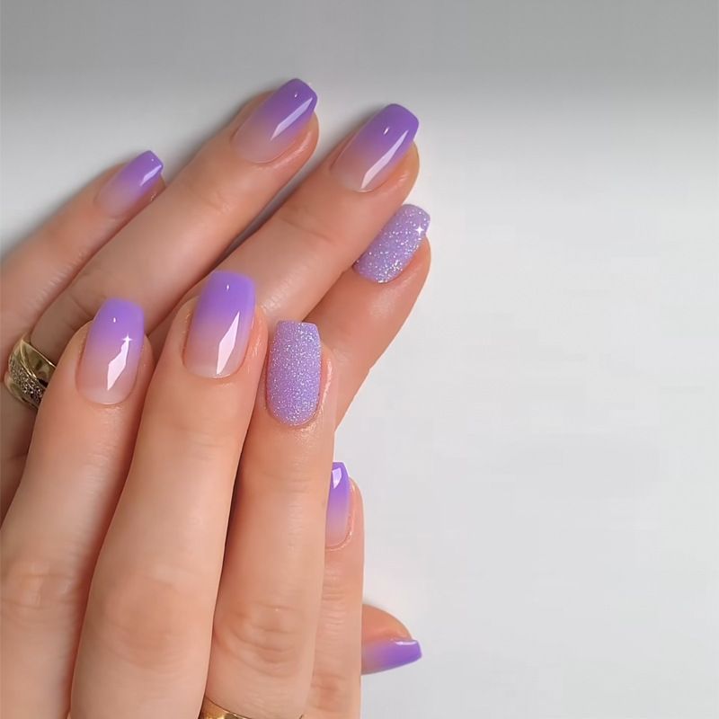 24pcs Shiny French Tip Wearable Fake Nails Reusable Stick On Nails Press on Full Cover False Nail Tips with Jelly Stickers Makeup Accessories Flower Design view 3