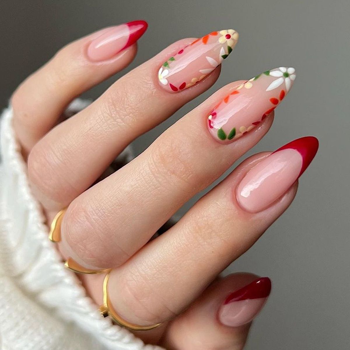 24pcs French Tip Wearable Fake Nails Reusable Stick On Nails Press on Full Cover False Nail Tips with Jelly Stickers Makeup Accessories Nail Art Flower view 3