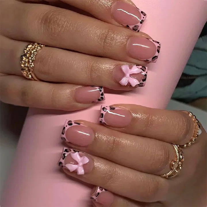 24pcs Square French Tip Wearable Fake Nails Reusable Stick On Nails Press on Full Cover False Nail Tips with Jelly Stickers Makeup Accessories Nail Art Bowknot