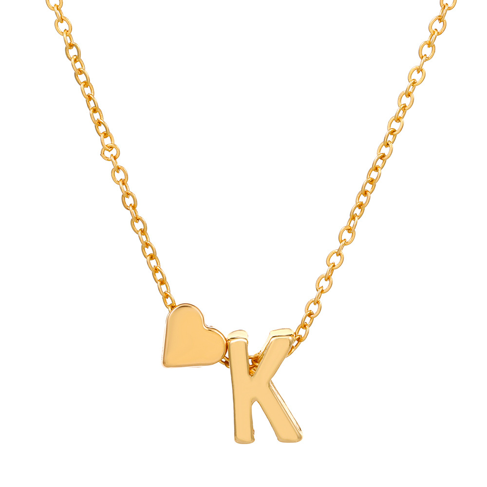 Fashionable love 26 English letters pendant necklace Creative versatile peach heart-shaped short clavicle chain