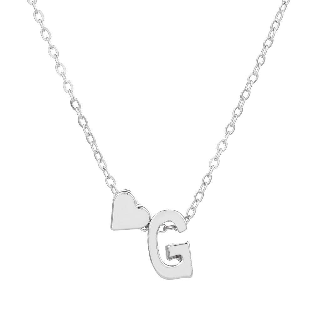 Fashionable love 26 English letters pendant necklace Creative versatile peach heart-shaped short clavicle chain