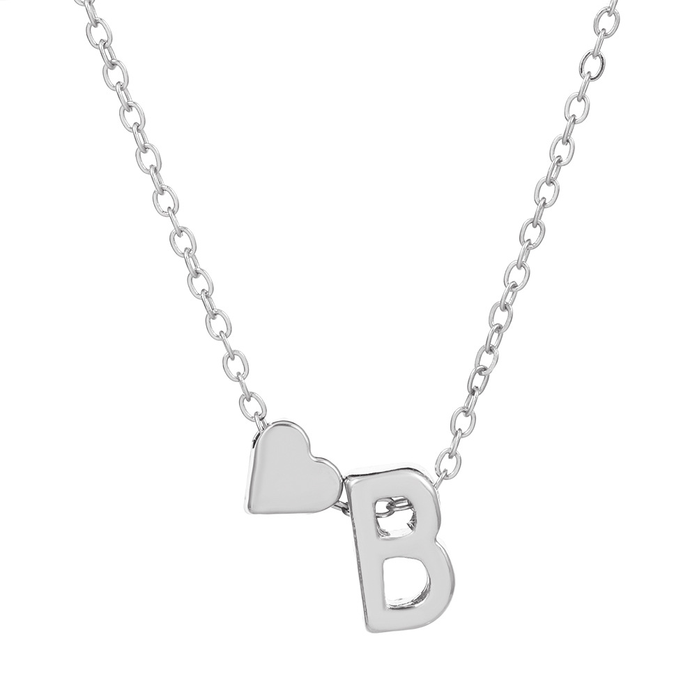 Fashionable love 26 English letters pendant necklace Creative versatile peach heart-shaped short clavicle chain
