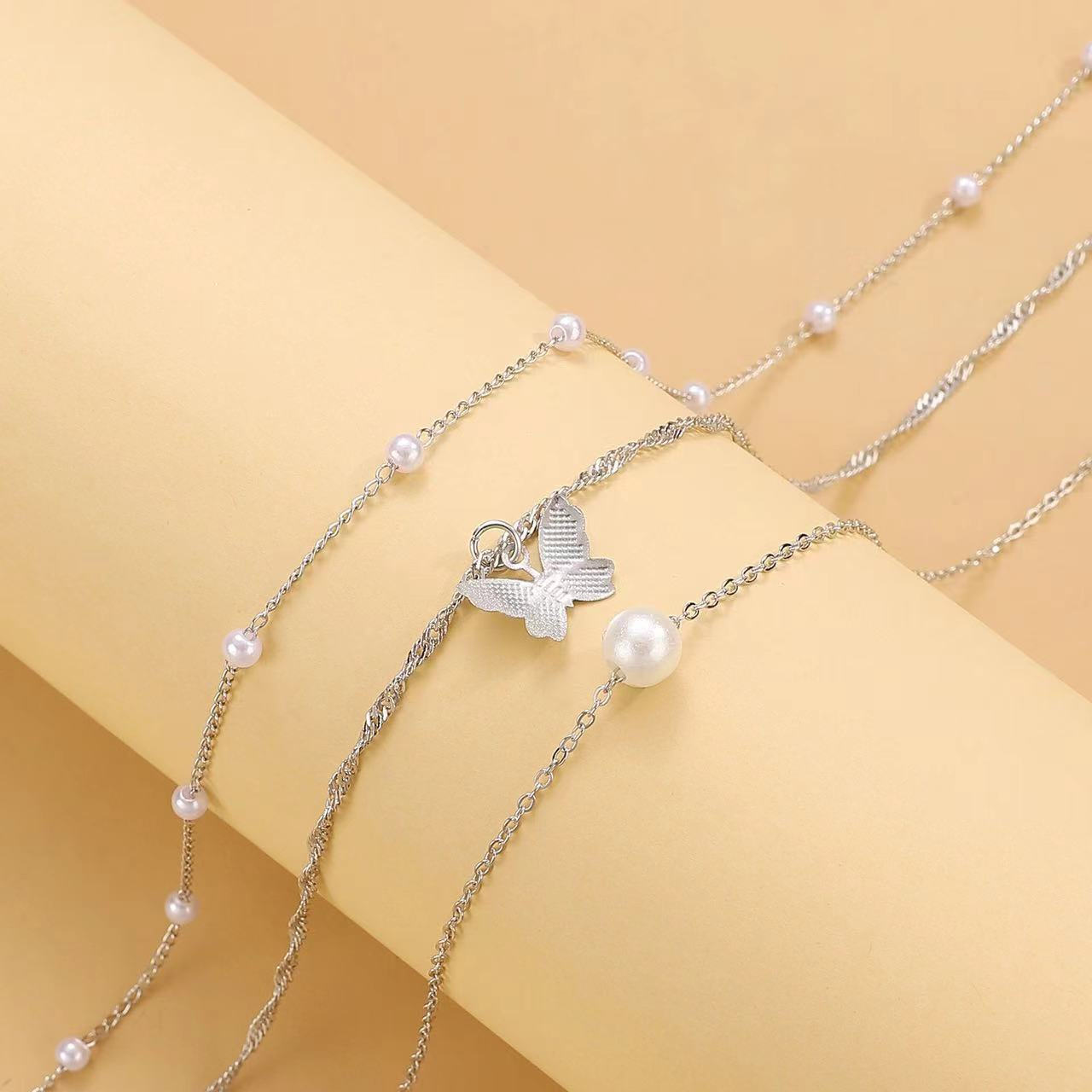 Simple Personality Pearl Butterfly Necklace Women'S Multi-Layered Clavicle Chain High-End Accessories