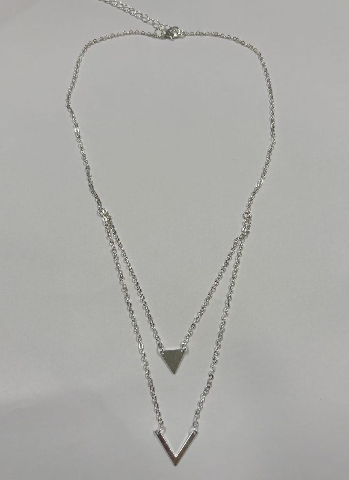 Simple And Elegant Geometric Triangle V-Shaped Double-Layer Pendant Necklace, Temperament Collarbone Chain
