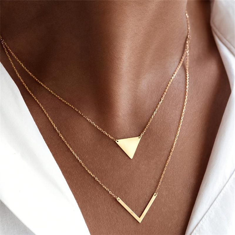 Simple And Elegant Geometric Triangle V-Shaped Double-Layer Pendant Necklace, Temperament Collarbone Chain