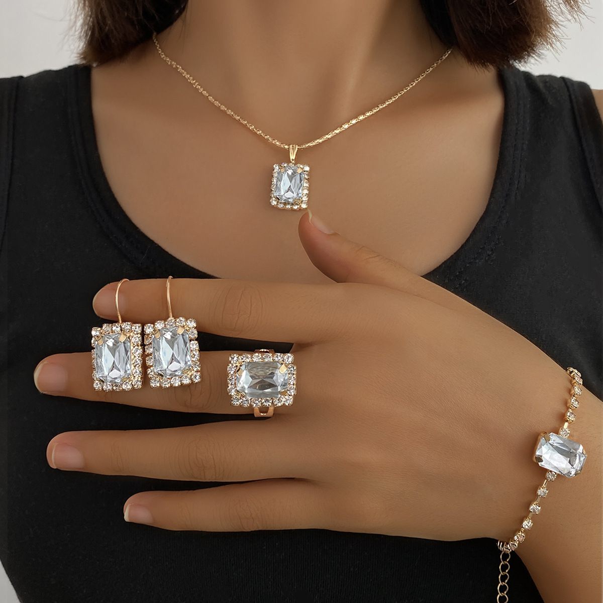 New Square Diamond Jewelry Set Fashion Colored Rhinestone Necklace Earrings Ring Bracelet Set Bridal Jewelry