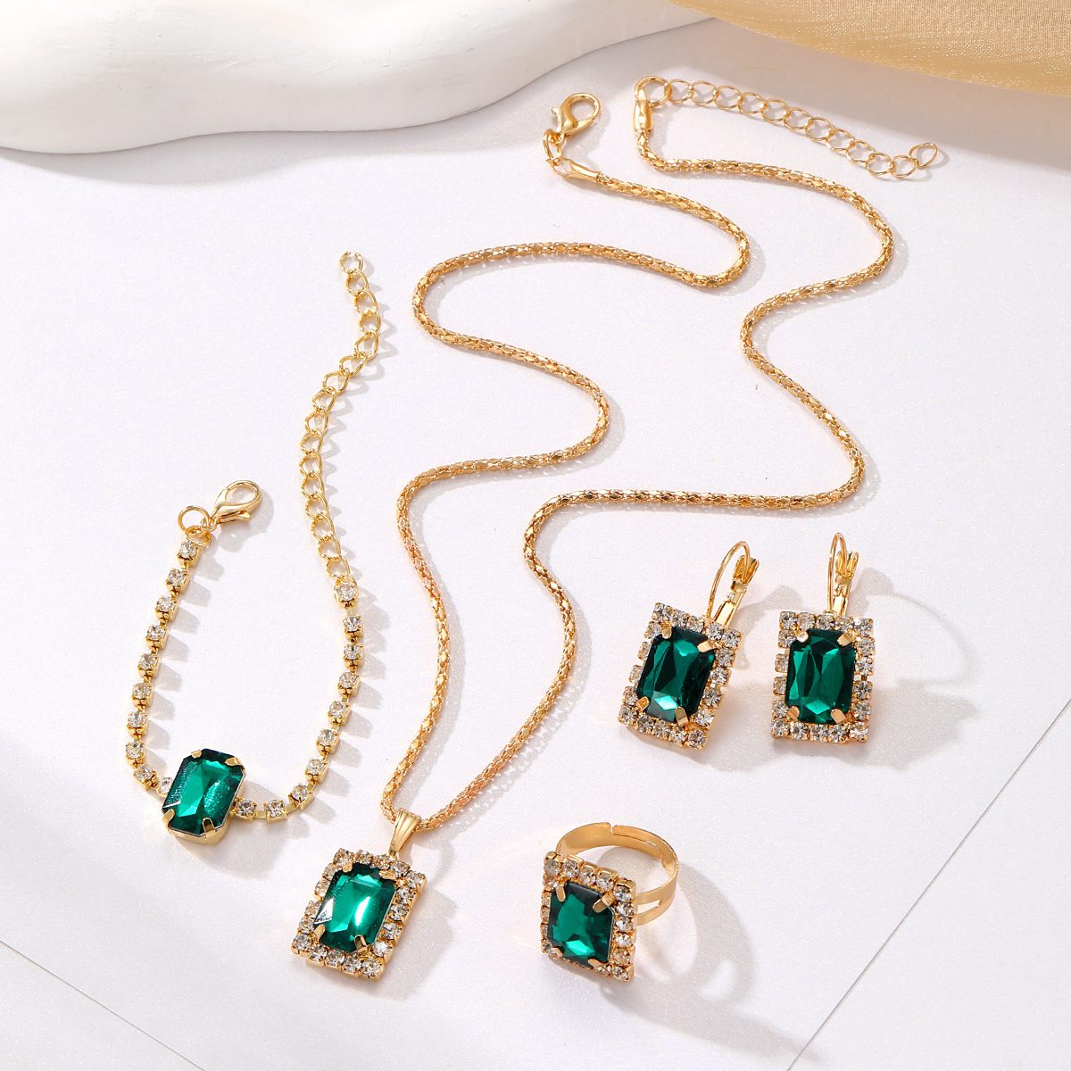 New Square Diamond Jewelry Set Fashion Colored Rhinestone Necklace Earrings Ring Bracelet Set Bridal Jewelry