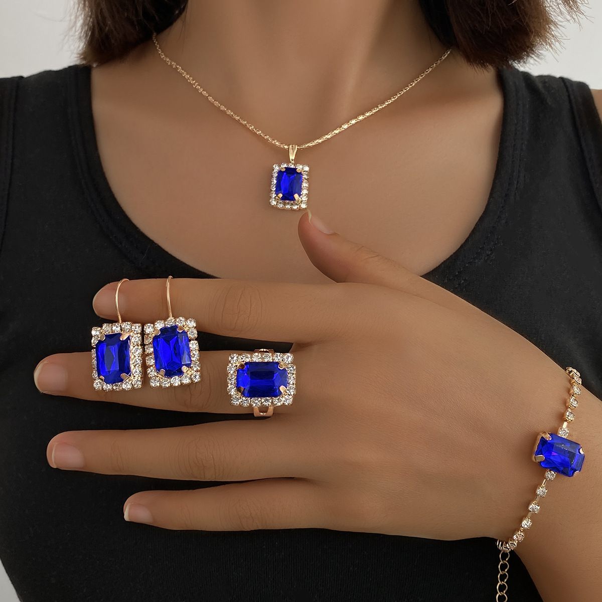 New Square Diamond Jewelry Set Fashion Colored Rhinestone Necklace Earrings Ring Bracelet Set Bridal Jewelry