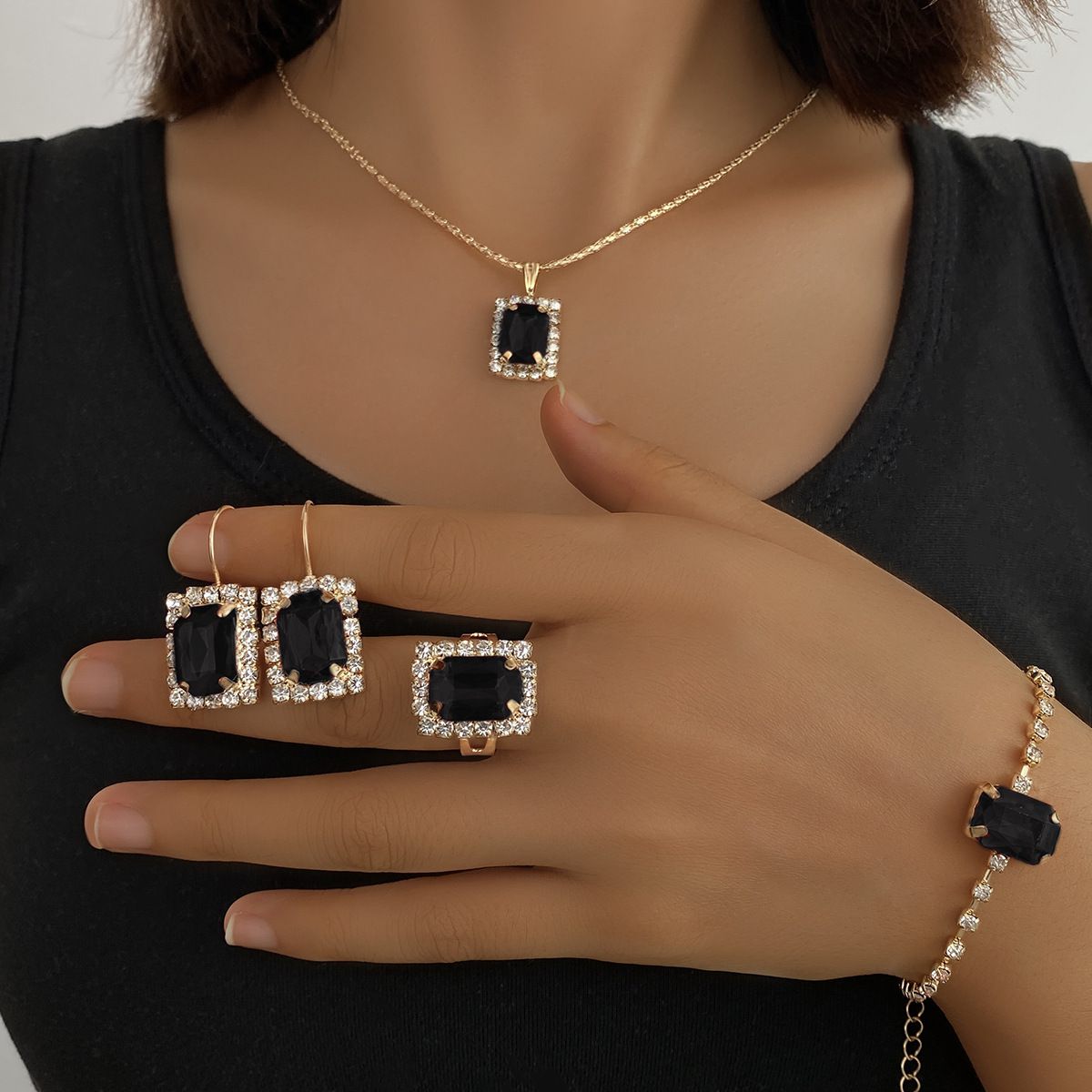 New Square Diamond Jewelry Set Fashion Colored Rhinestone Necklace Earrings Ring Bracelet Set Bridal Jewelry