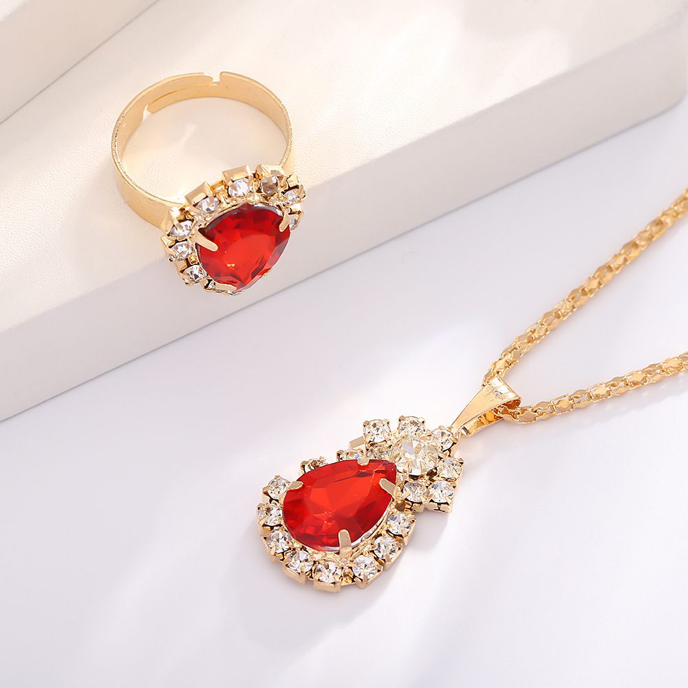 European And American Zircon Jewelry Set, Performance Photography Accessories, Water Drop Necklace, Ring Earrings, Bridal Jewelry Three-Piece Set