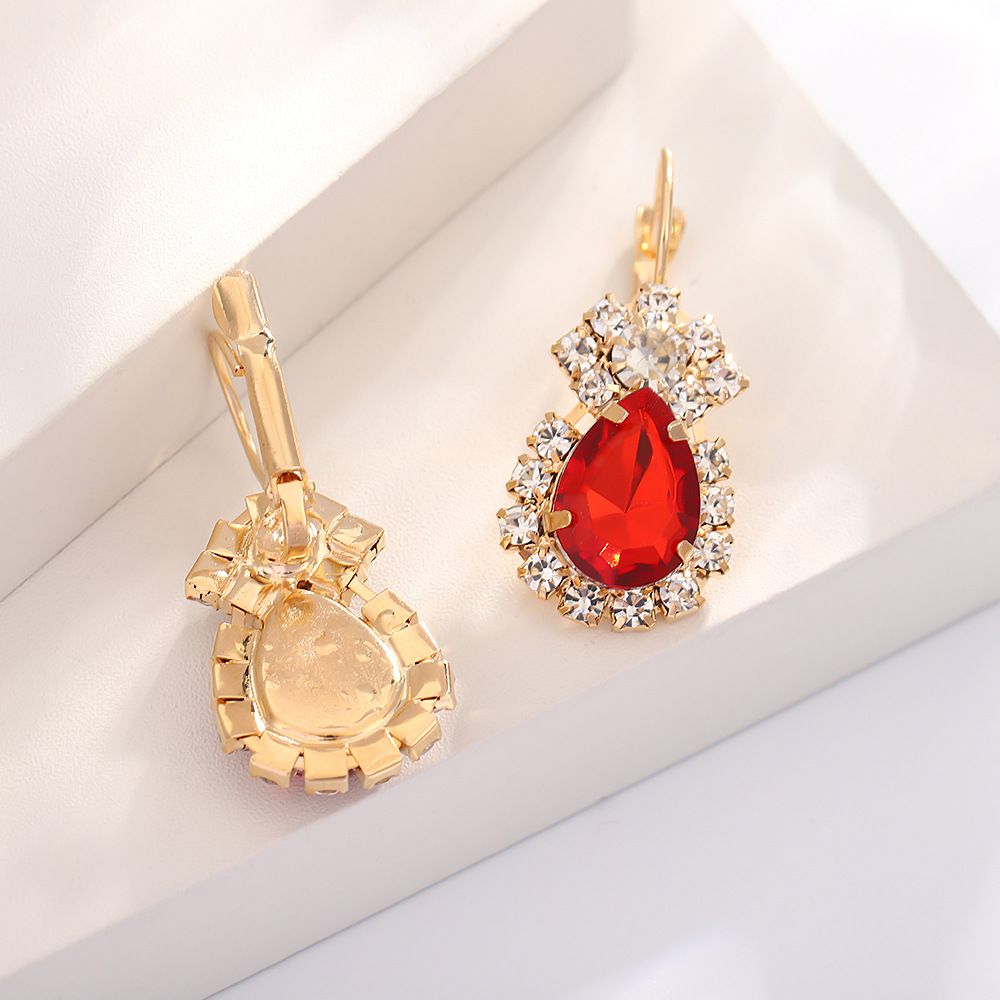 European And American Zircon Jewelry Set, Performance Photography Accessories, Water Drop Necklace, Ring Earrings, Bridal Jewelry Three-Piece Set