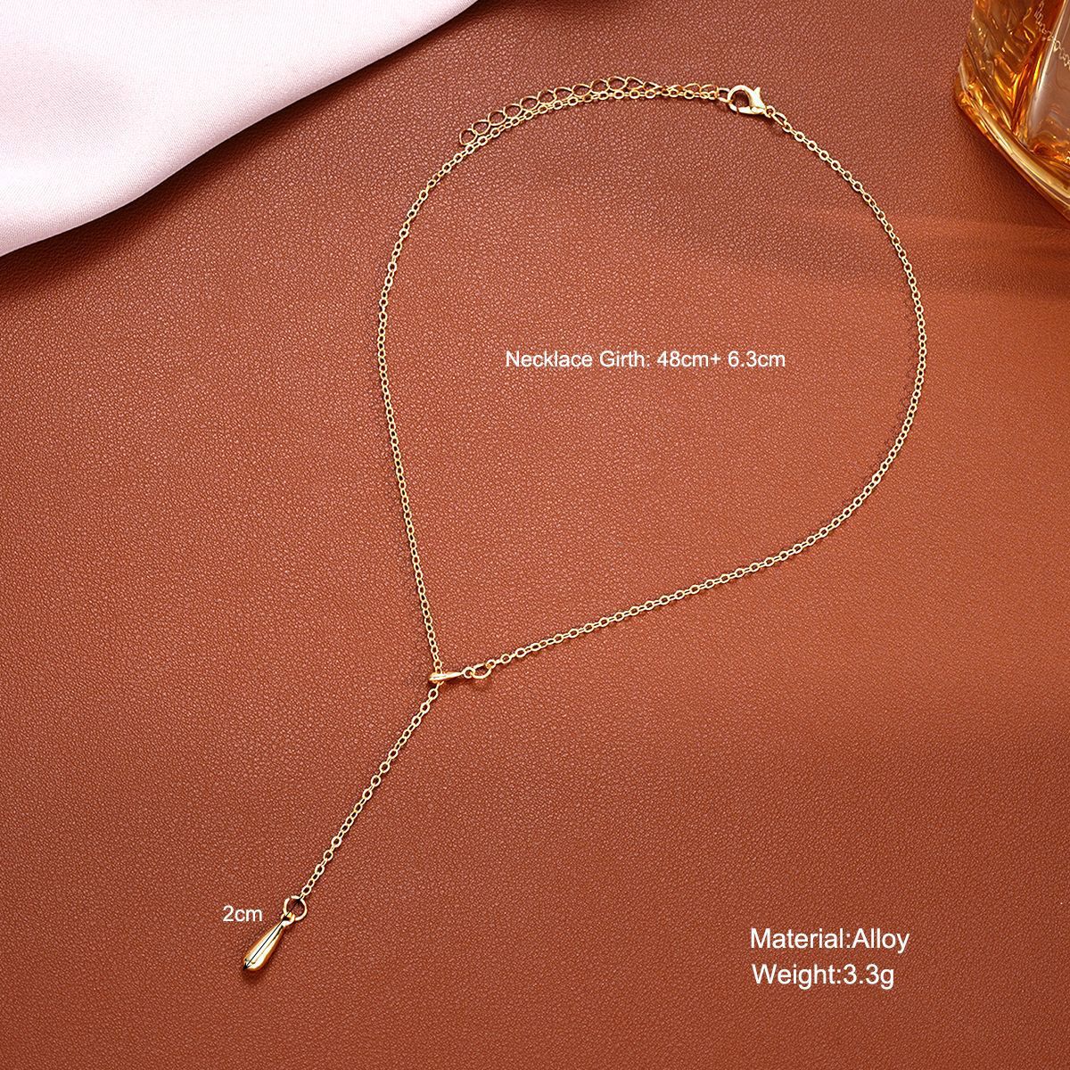 Light Luxury Niche Autumn And Winter Water Drop Fringed Gold Necklace Women'S Collarbone Chain Sweater Chain