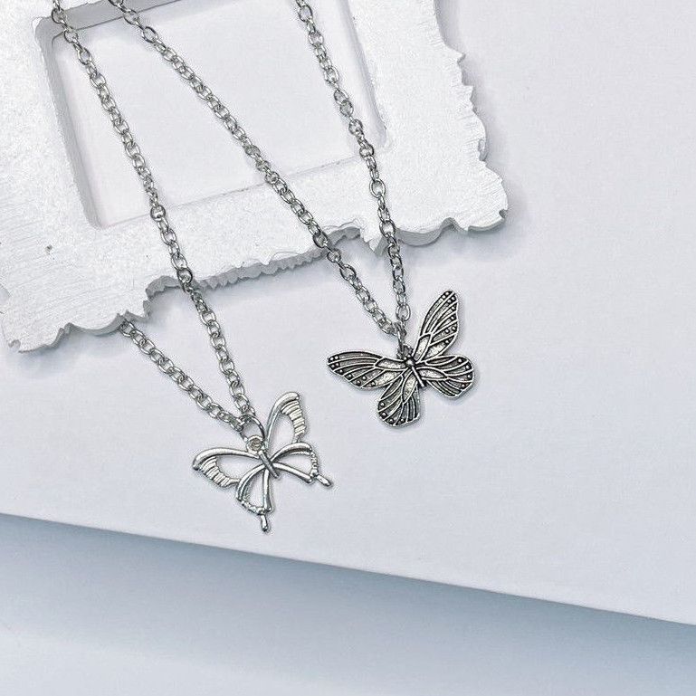 Retro Butterfly Necklace Women'S Ins Style Hip Hop Versatile Pendant Men'S Cool Simple Trend Accessories Couple Sweater Chain