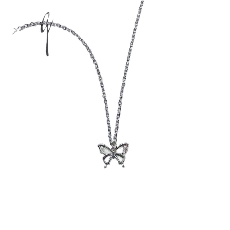 Retro Butterfly Necklace Women'S Ins Style Hip Hop Versatile Pendant Men'S Cool Simple Trend Accessories Couple Sweater Chain