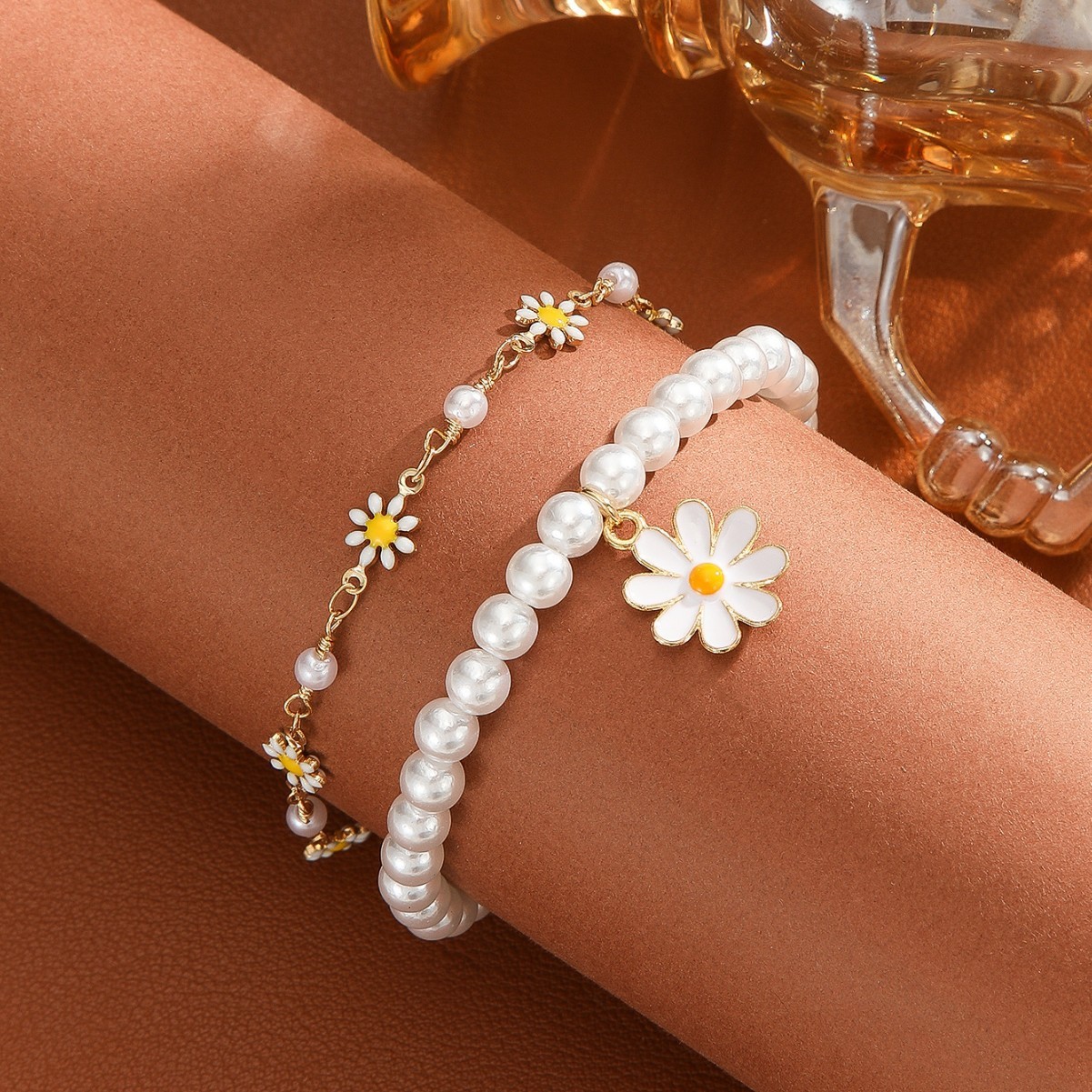 Small Daisy Pendant Pearl Anklet Elastic Bracelet Jewelry Temperament Personality Anniversary Gift