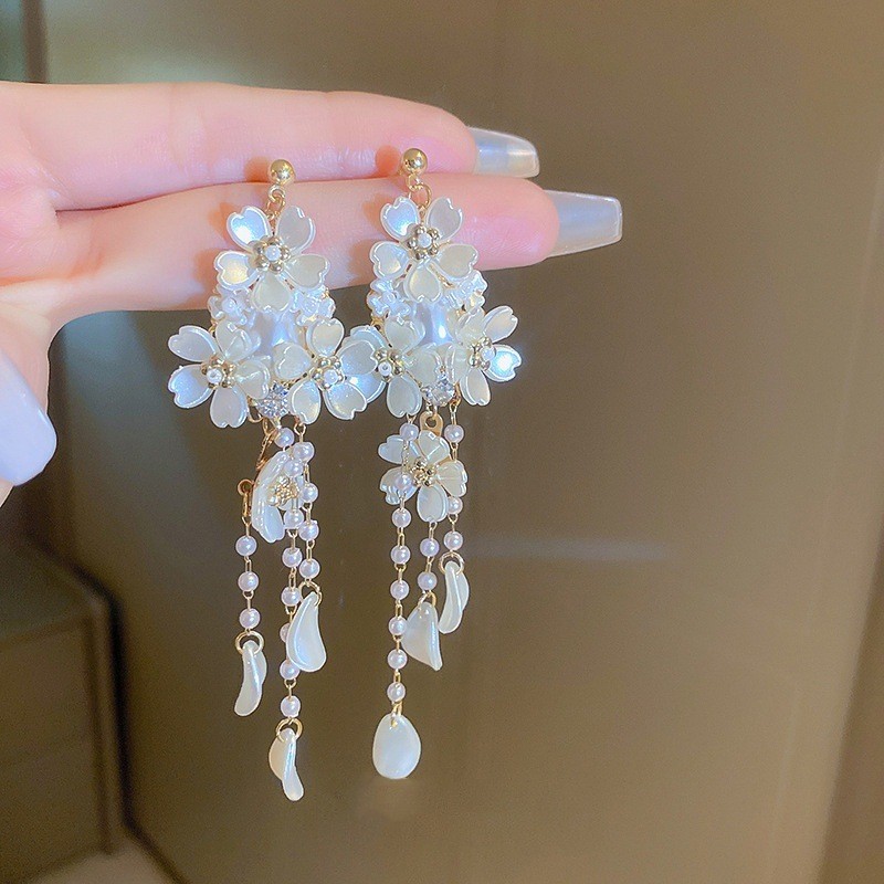 Super Fairy Flower Fringed Earrings Light Luxury High-End Earrings Niche Design Gentle Fairy Temperament Ear Jewelry