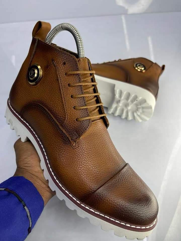 LIMITED OFFER!!! Men's Original Premium Leather Chelsea Boots, Official Casual High Top Timberland  Men's Shoes Rubber White Sole Boots
