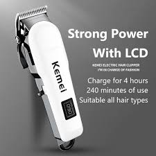 ELECTRIC SHAVER.NEW ARRIVALS BEST QUALITY Kemei Rechargeable Hair Shaver Clipper /Shaving Machine . Adopt stainless steel blade which is durable non-irritating trimming on even sensitive skin