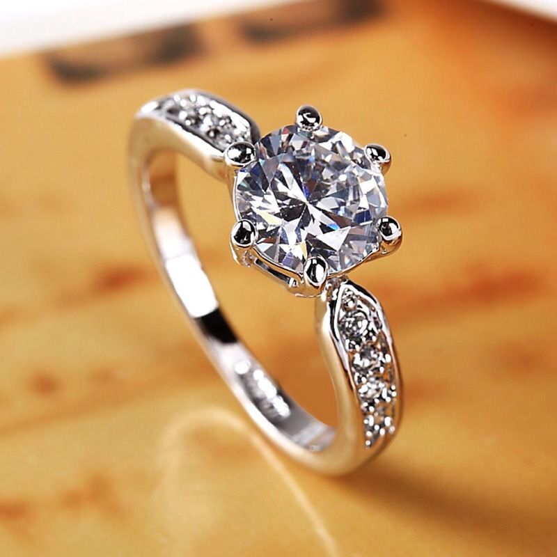 New Product Selection: European and American Handmade Jewelry Silver Plated Ring, Six Claw Diamond Ring, Couple Jewelry, Ins Wind Zircon Proposal Wedding Ring
