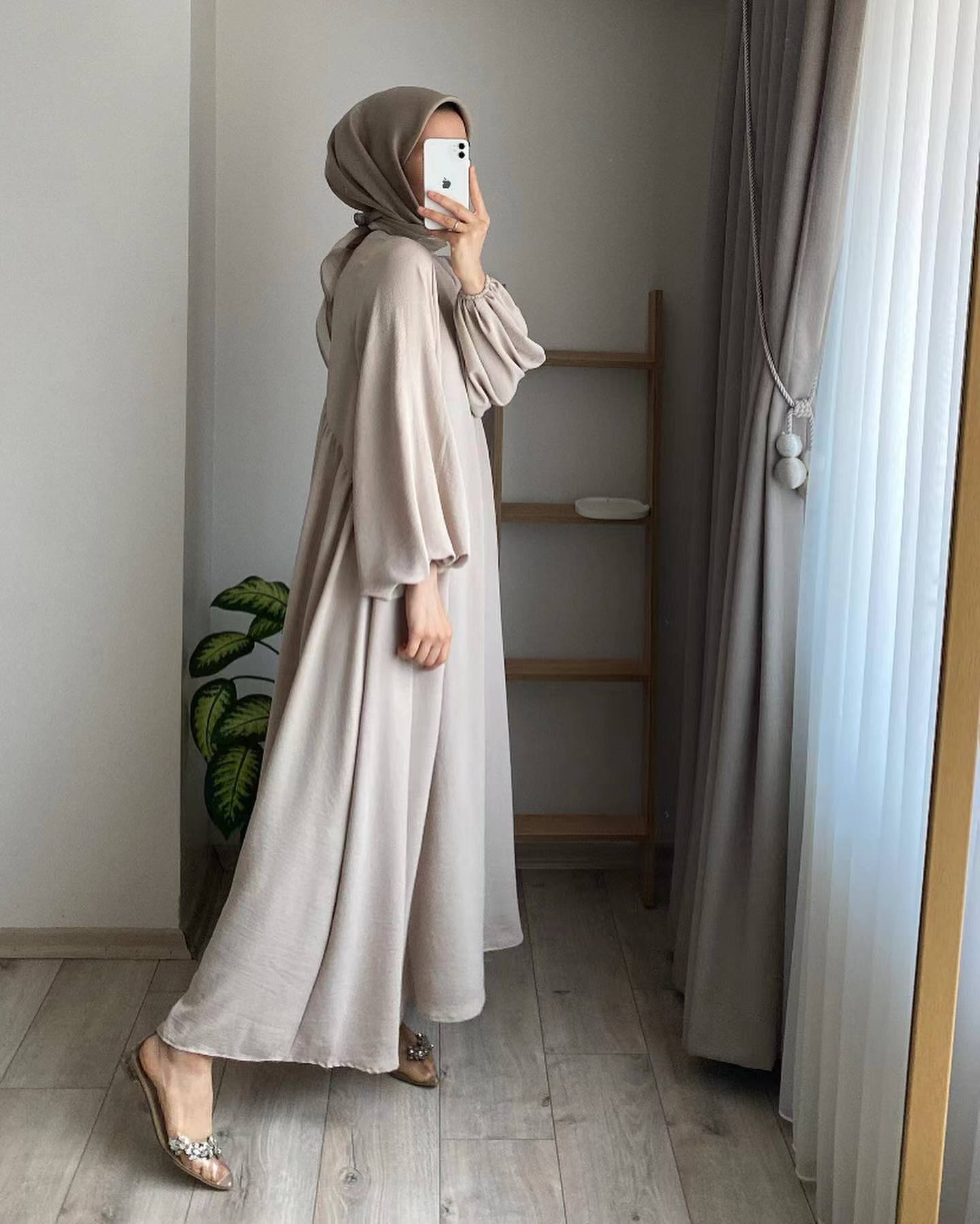 New Product Selection: 2024 Spring and Autumn New Muslim Women's Wear Solid Color Elegant Fashion Temperament Commuter Loose Hooded Dress