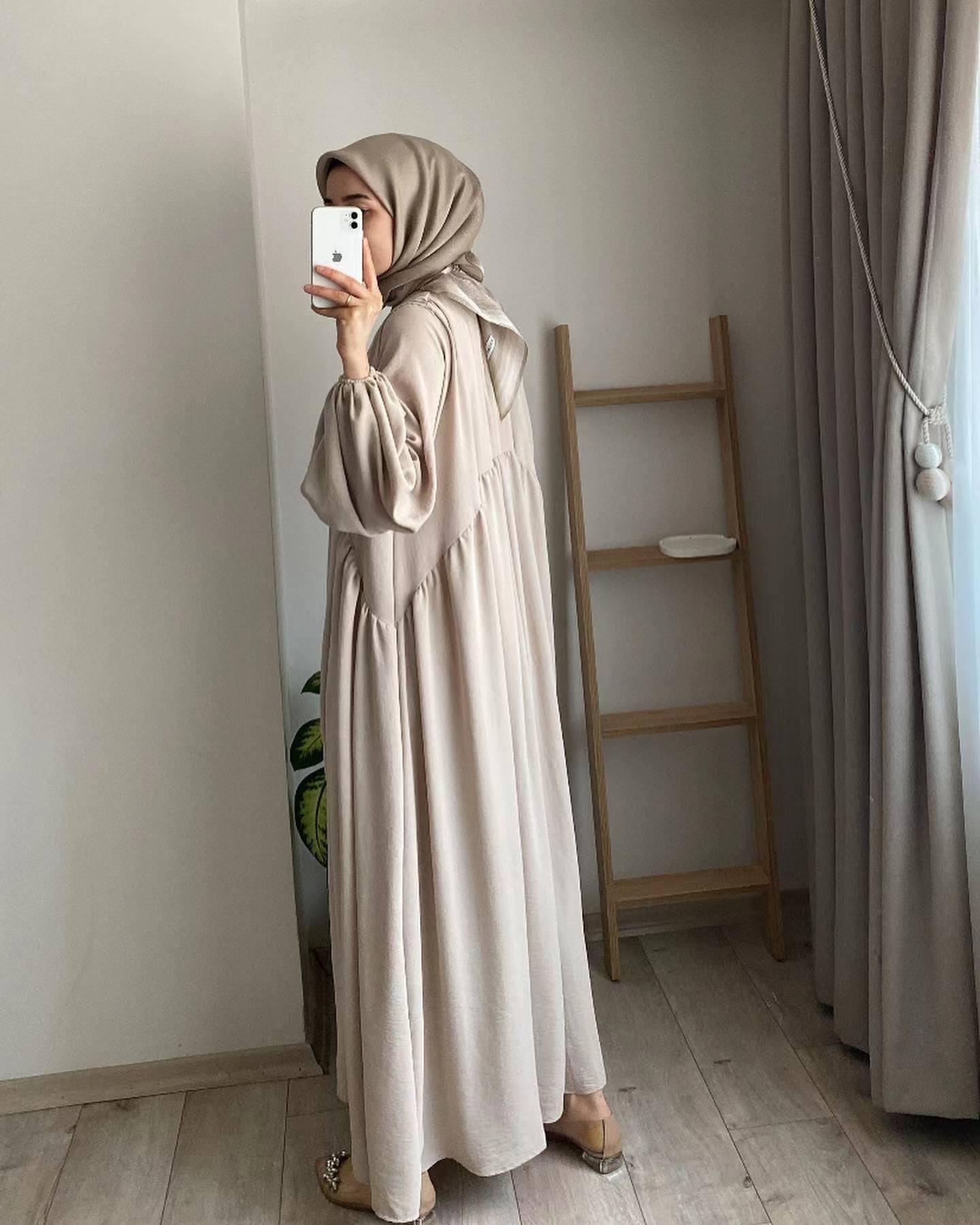 New Product Selection: 2024 Spring and Autumn New Muslim Women's Wear Solid Color Elegant Fashion Temperament Commuter Loose Hooded Dress