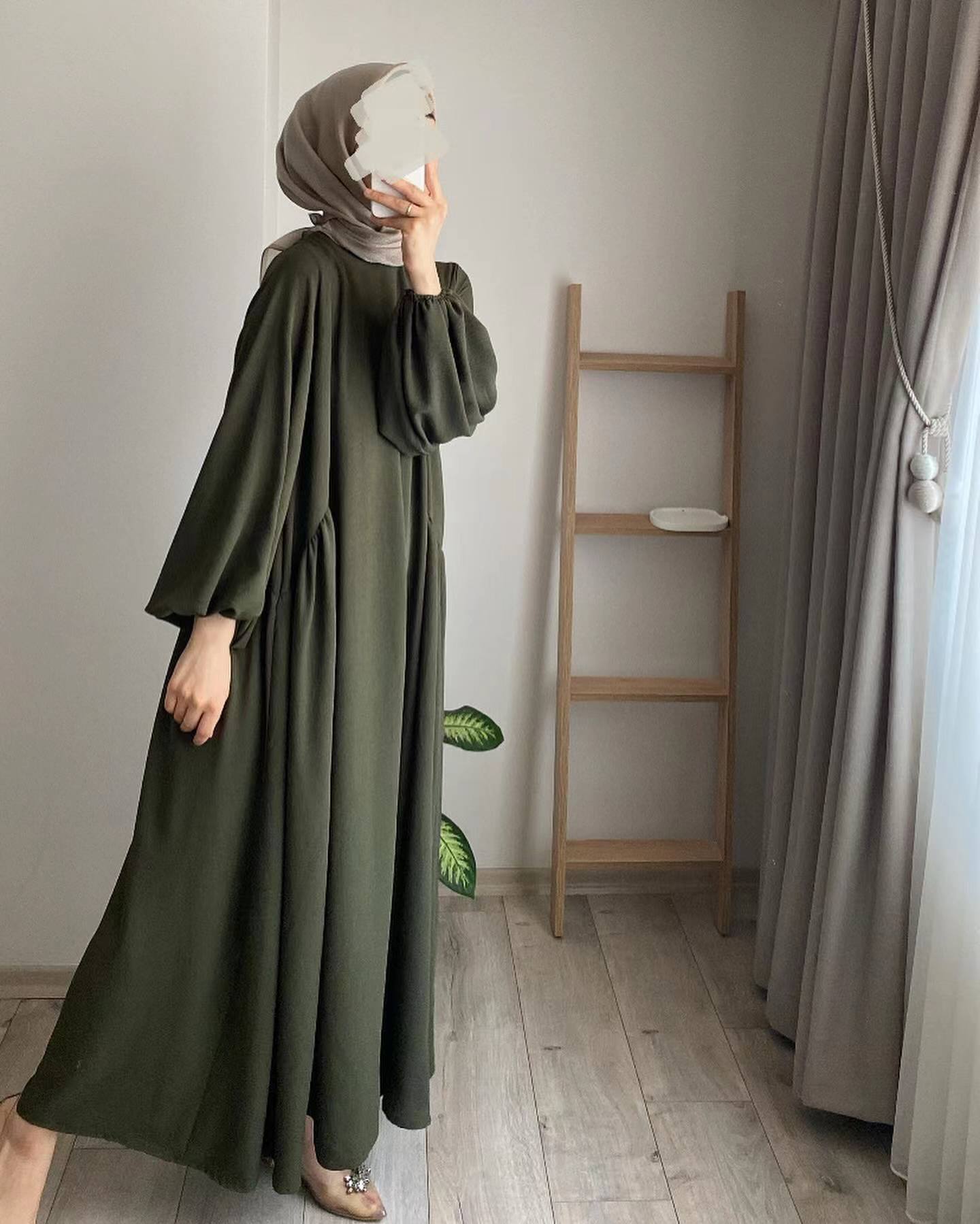 New Product Selection: 2024 Spring and Autumn New Muslim Women's Wear Solid Color Elegant Fashion Temperament Commuter Loose Hooded Dress