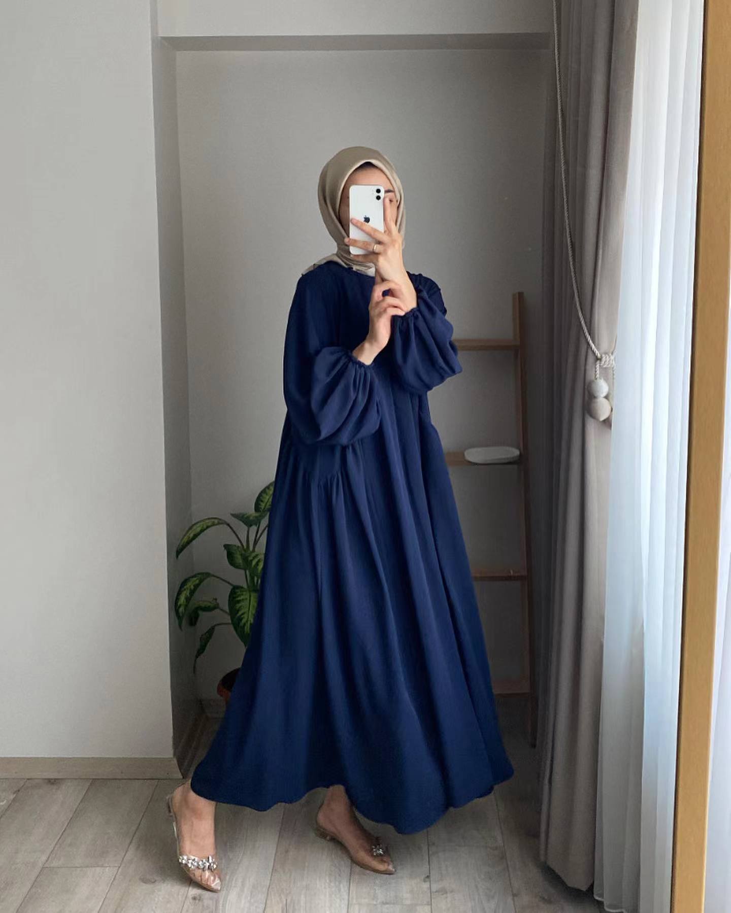 New Product Selection: 2024 Spring and Autumn New Muslim Women's Wear Solid Color Elegant Fashion Temperament Commuter Loose Hooded Dress