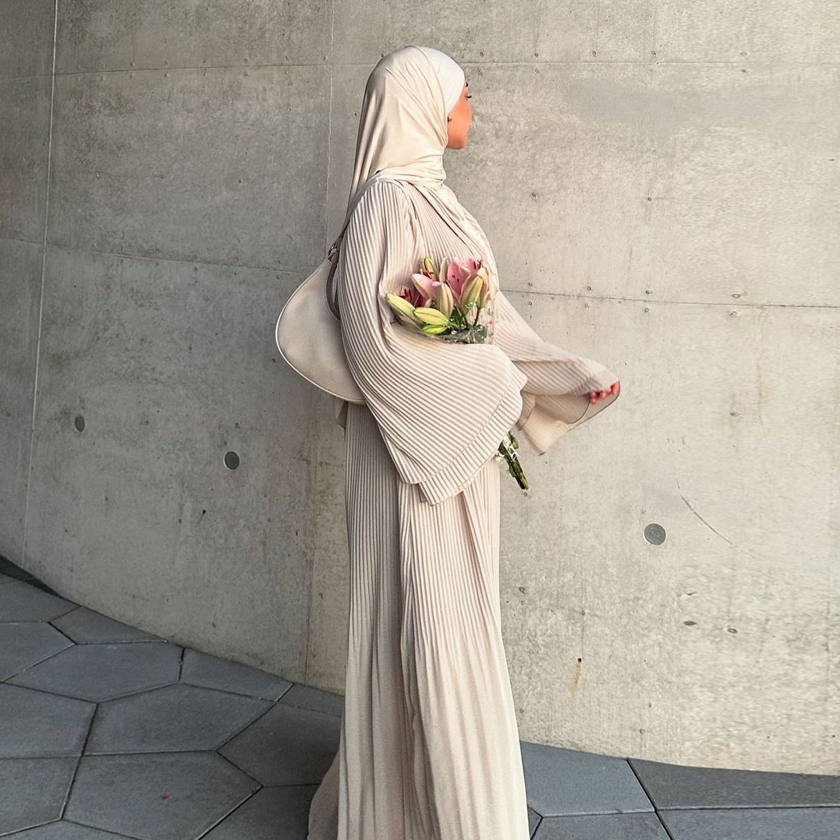 New product selection MQ155 Muslim Dubai pullover robe chiffon pleated dress Amazon Middle East solid color cross-border women's clothing