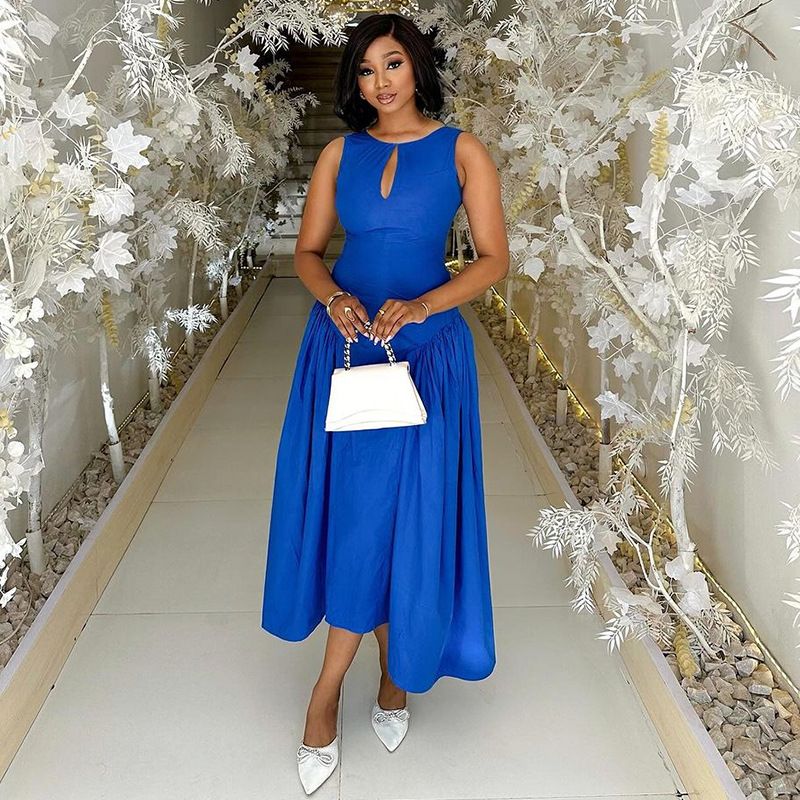 New product selection: European and American foreign trade women's clothing summer new fashion round neck hollow out mid length waist collection sleeveless vest dress